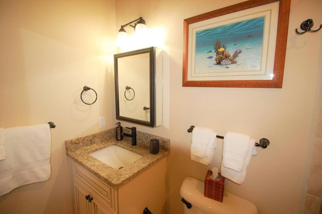 Bahamian Cottage - Heated Pool Walk To The Beach ココアビーチ エクステリア 写真